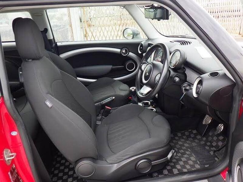 MINI HATCH COOPER