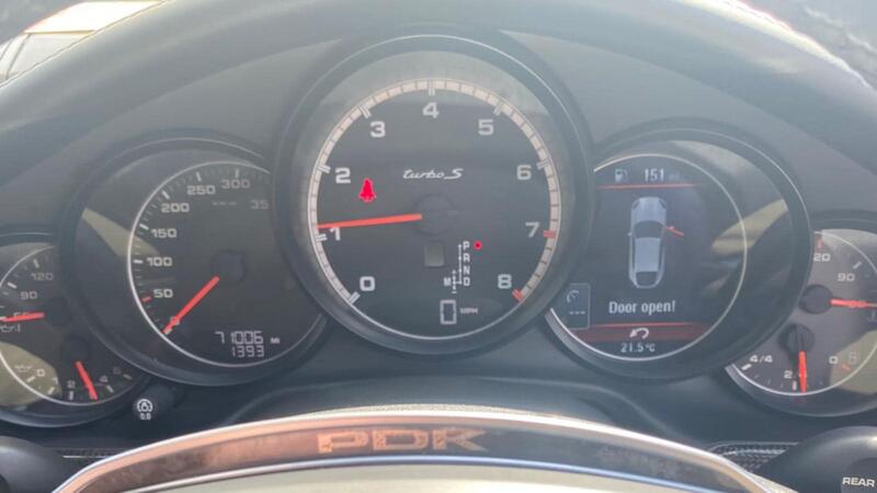 PORSCHE PANAMERA