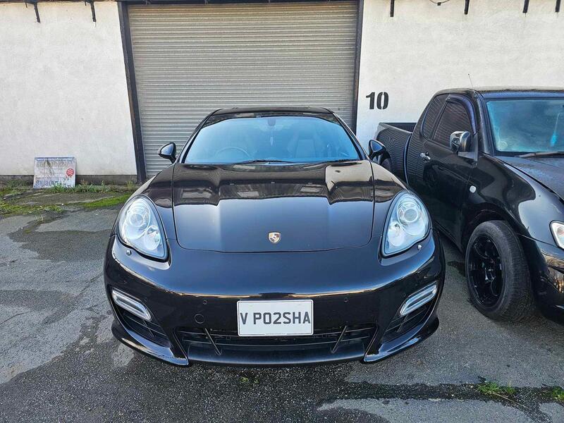 PORSCHE PANAMERA