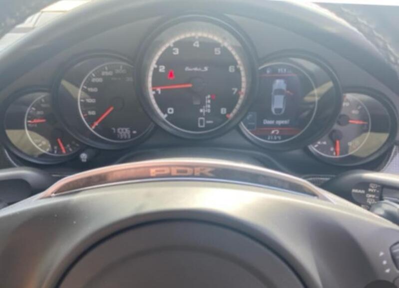 PORSCHE PANAMERA