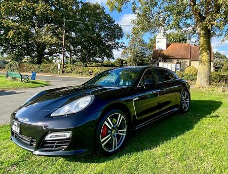 PORSCHE PANAMERA 4.8 Turbo S