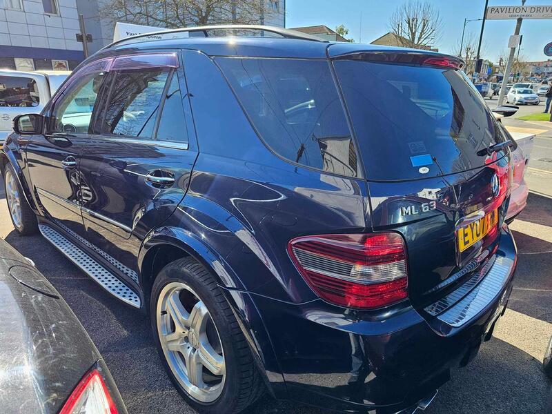 MERCEDES-BENZ M CLASS