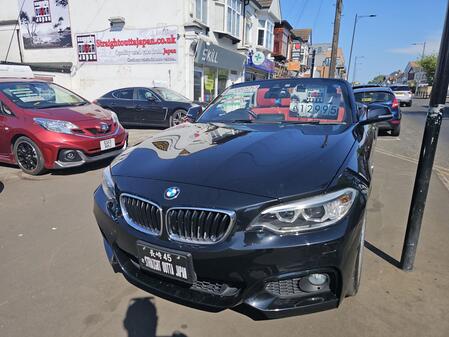 BMW 2 SERIES 2.0 220i M Sport Convertible