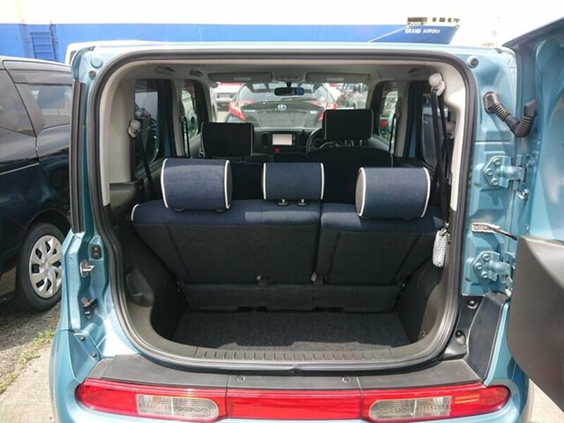NISSAN CUBE
