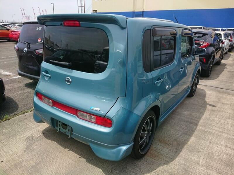 NISSAN CUBE