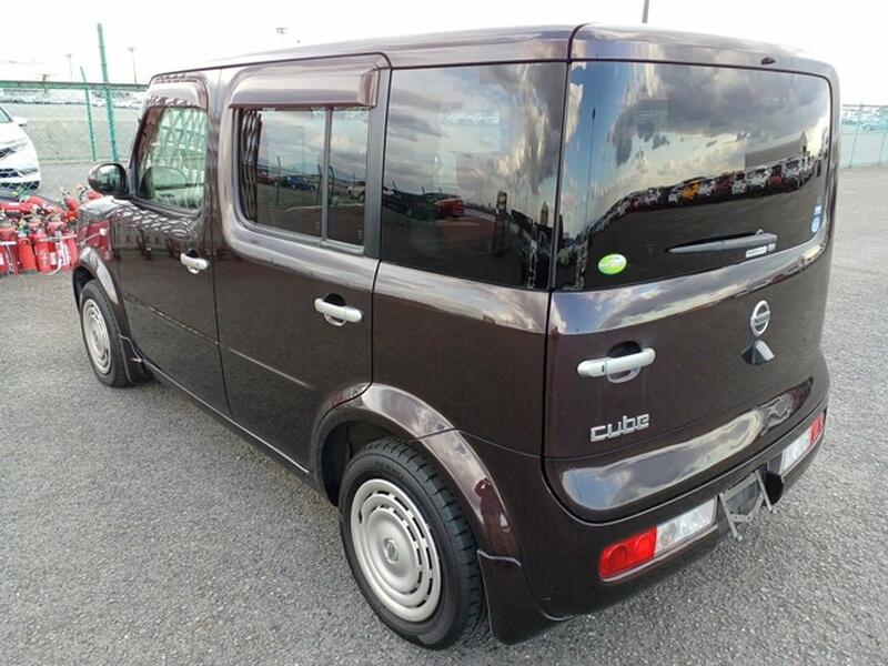 NISSAN CUBE