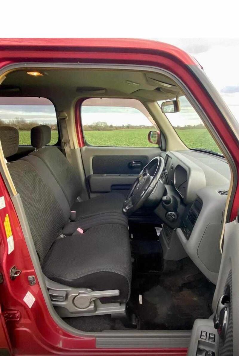 NISSAN CUBE