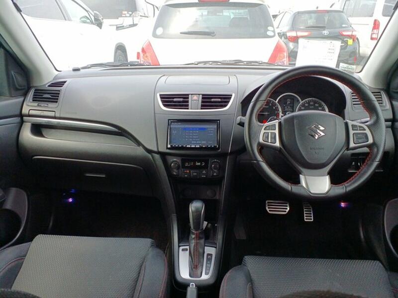 SUZUKI SWIFT
