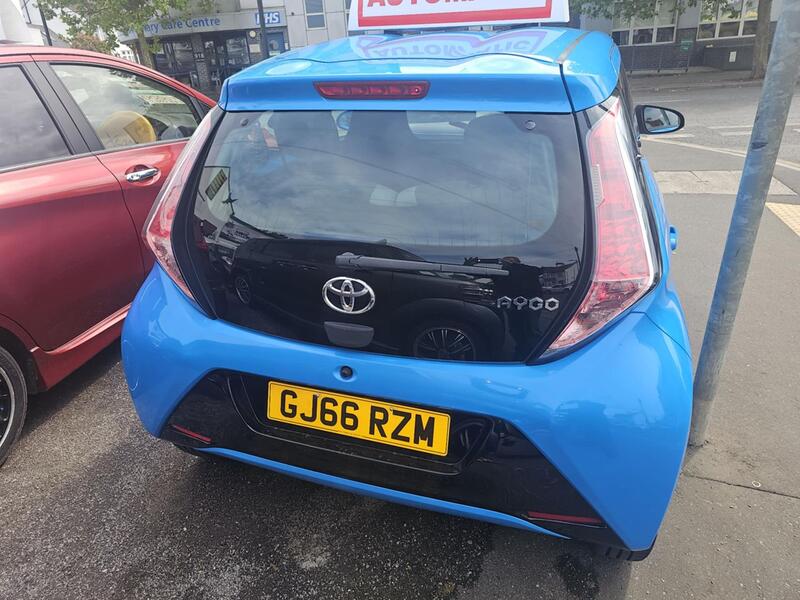 TOYOTA AYGO