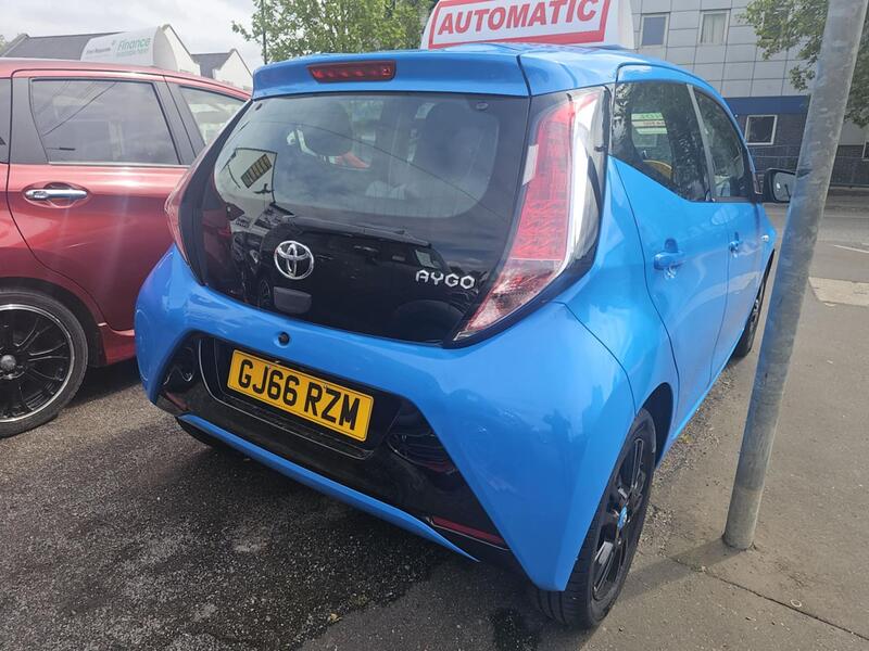 TOYOTA AYGO