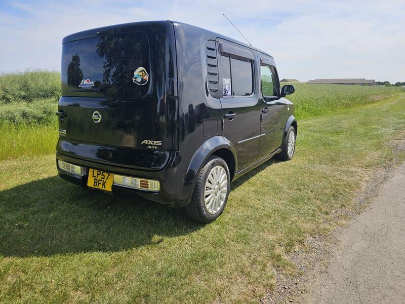 NISSAN CUBE