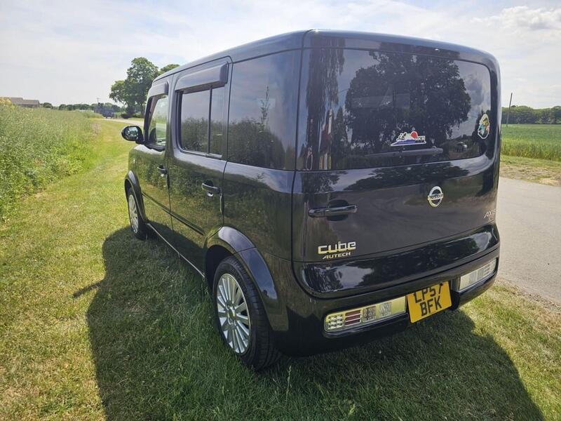 NISSAN CUBE