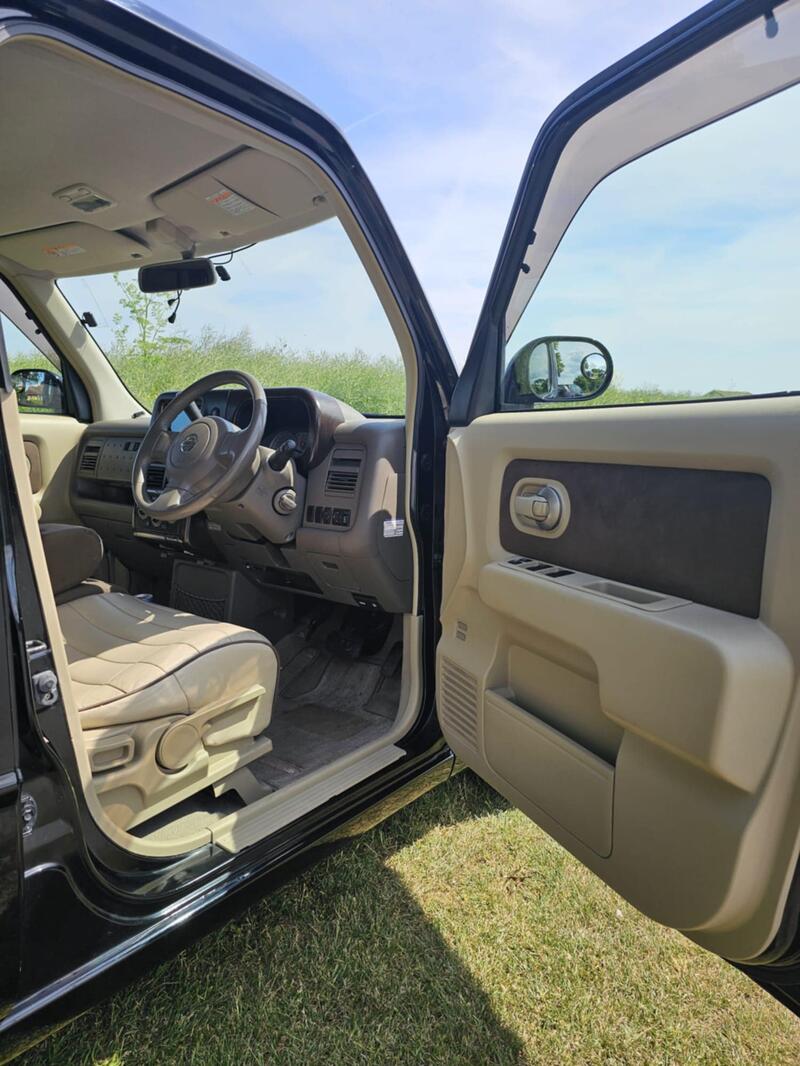 NISSAN CUBE